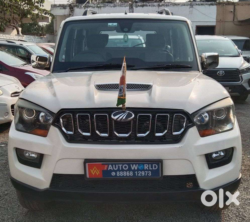 Mahindra Scorpio S10, 2016, Diesel