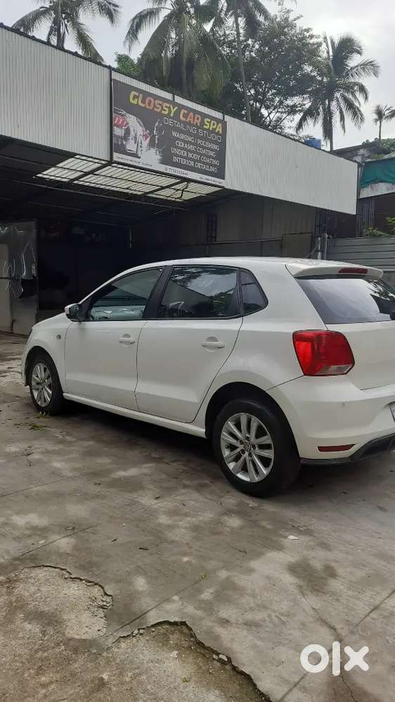 Polo  Full Option Middle   2 Key  New Insurance