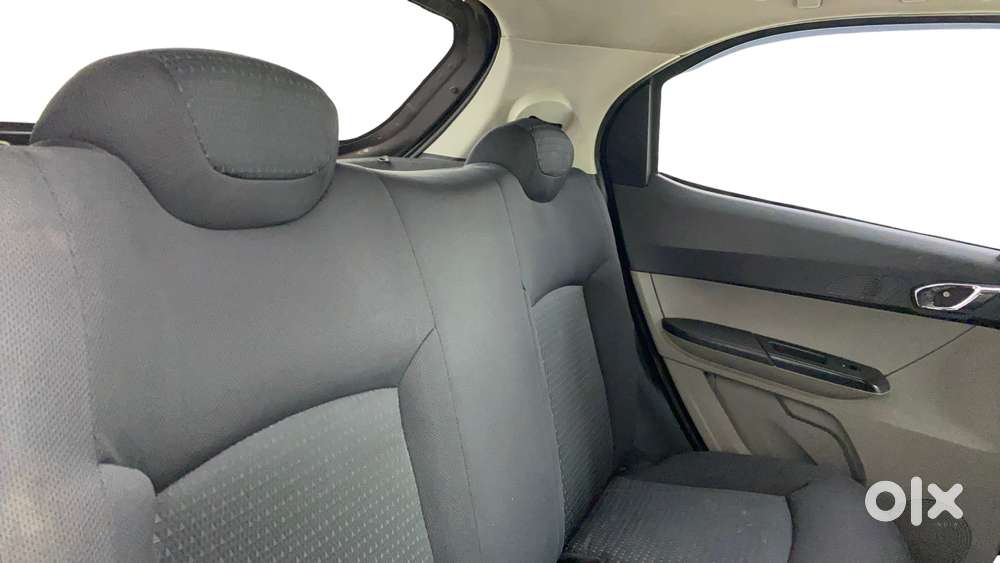 Tata Tiago 1.2 Revotron Xz, 2016, Cng & Hybrids