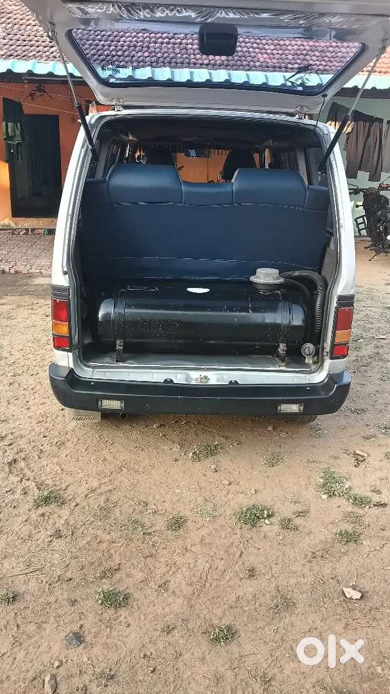 2017 Model Omni Car Single Owner And Petrol And Lpg  Option Available