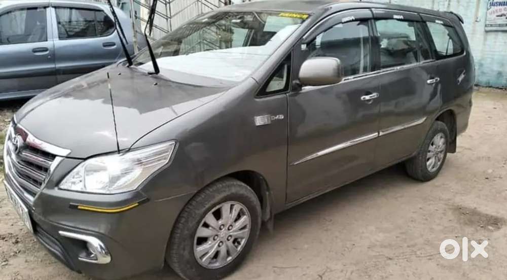 Toyota Innova 2011 Diesel 132000 Km Driven