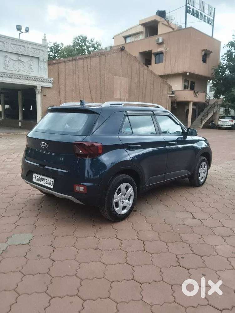 Hyundai Venue S Plus Mt 1.2 Kappa, 2020, Petrol