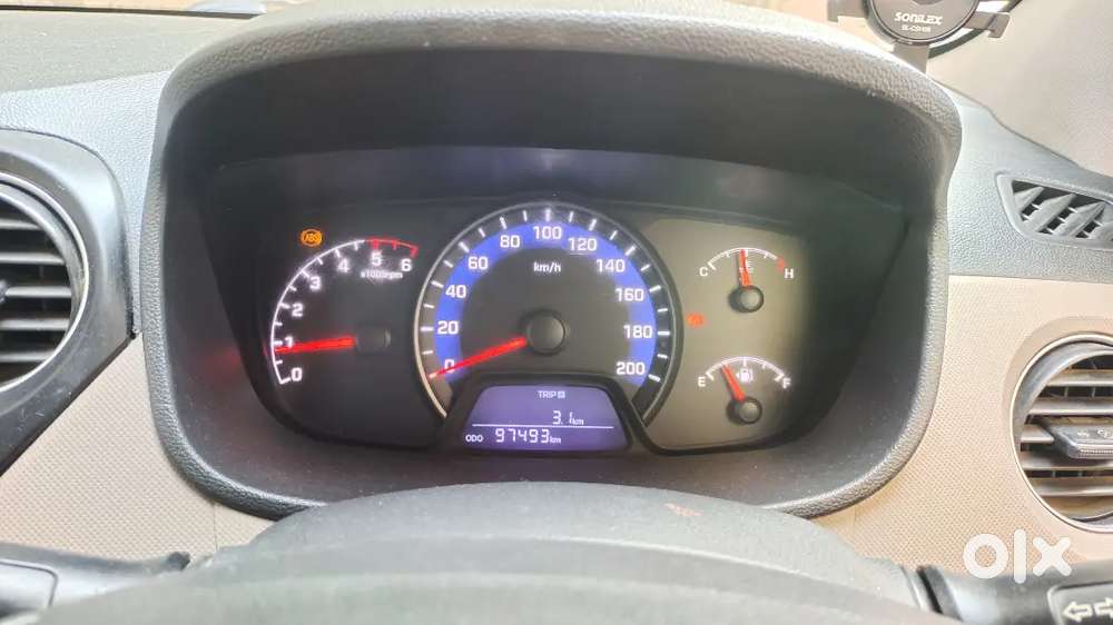 Hyundai Xcent 2016 Diesel Well Maintained