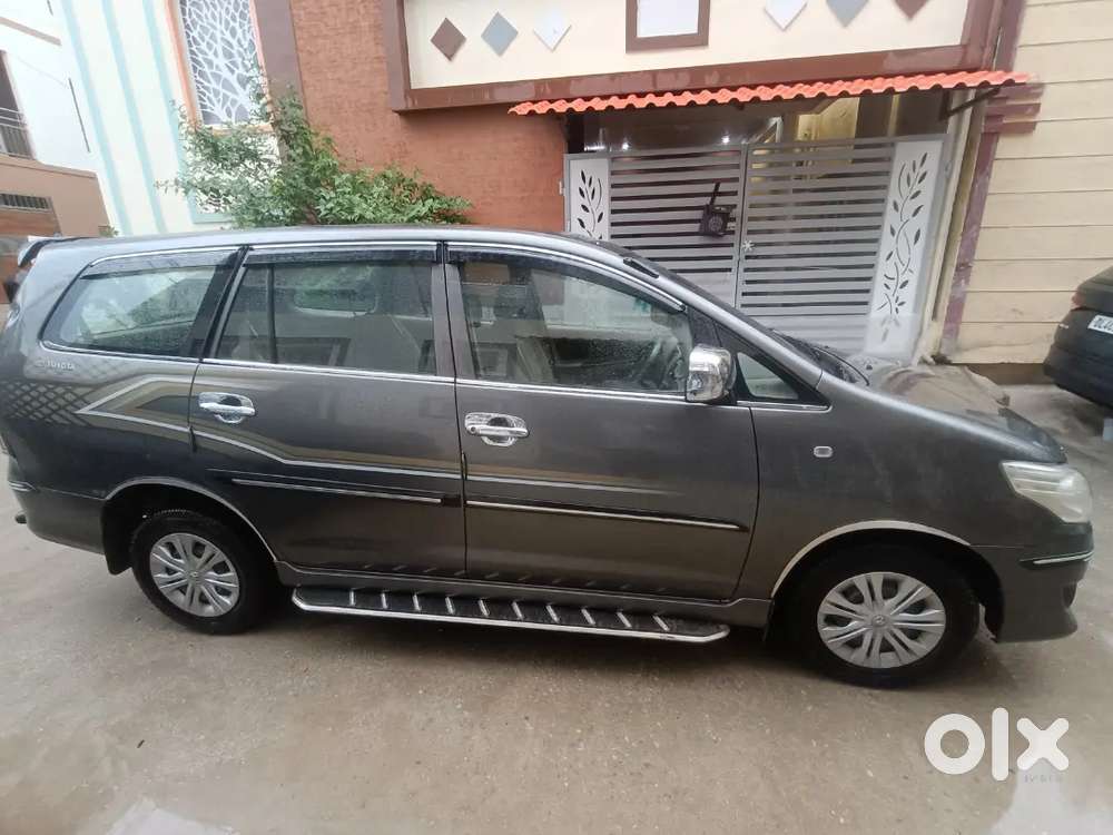 Toyota Innova 2012 Diesel 88900 Km Driven