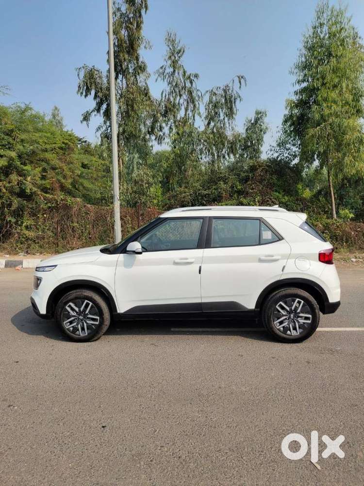 Hyundai Venue Sx, 2022, Petrol