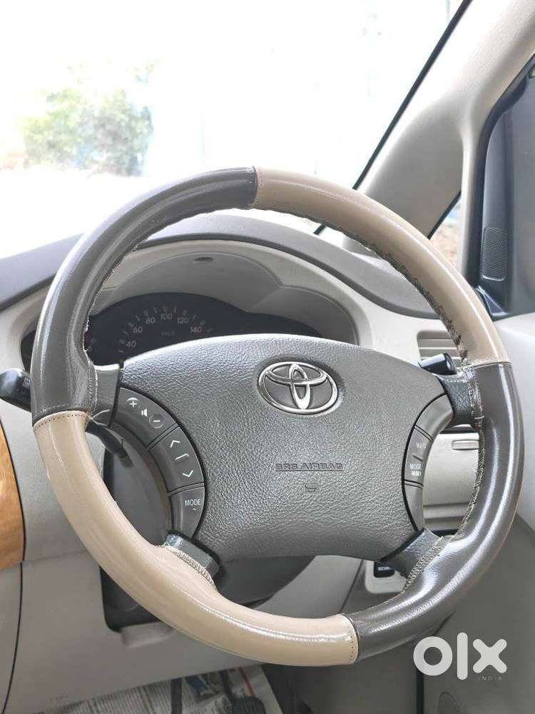 Toyota Innova 2.5 Vx 8 Str Bs-iii, 2010, Diesel