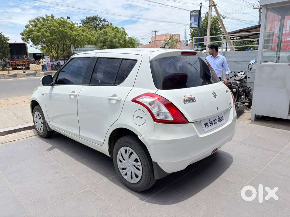 Maruti Suzuki Swift Vxi 1.2 Abs Bs-iv, 2015, Petrol