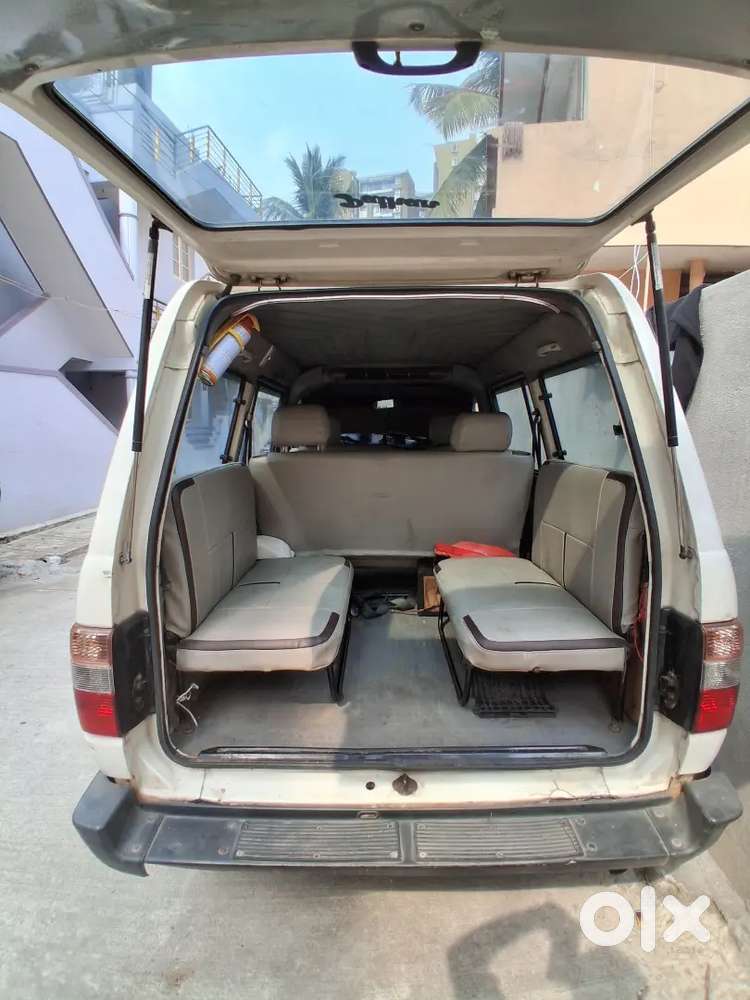 Toyota Qualis D2 2004