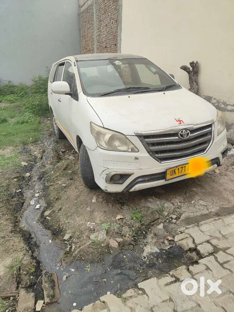 Toyota Innova 2014 Diesel 199000 Km Driven