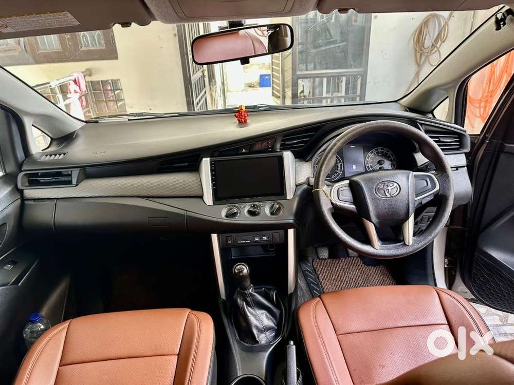 Toyota Innova Crysta 2016 Diesel Well Maintained