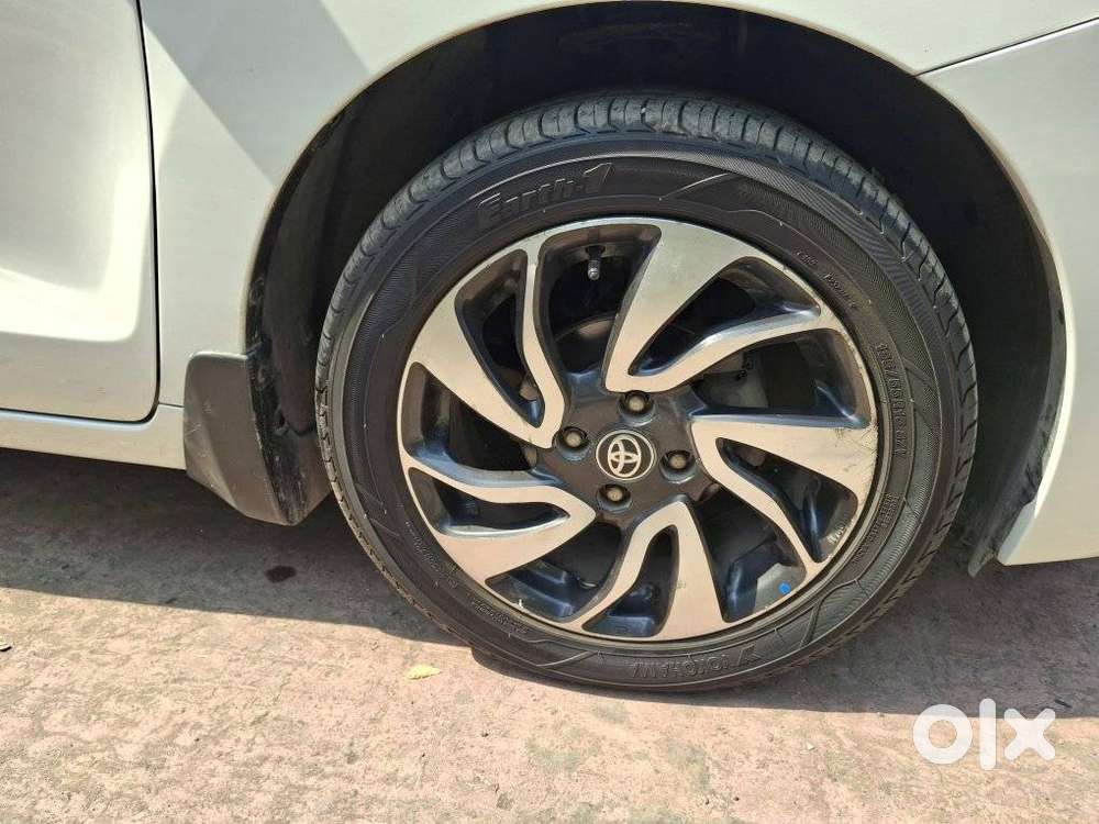 Toyota Glanza V Cvt, 2020, Petrol