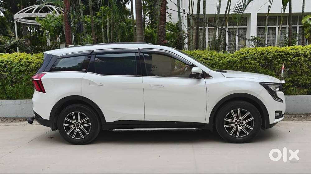 Mahindra Xuv700 2.0 Ax 7 Petrol At Luxury Pack Str, 2022, Petrol