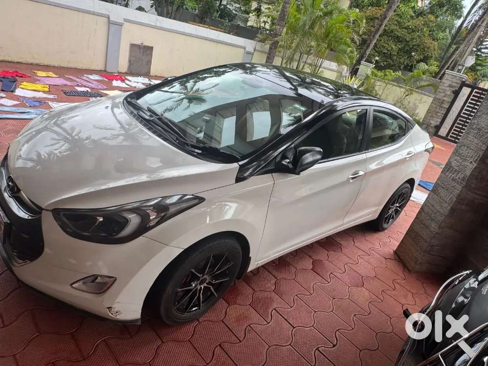Hyundai Elantra 2014 Diesel 114 Km Driven