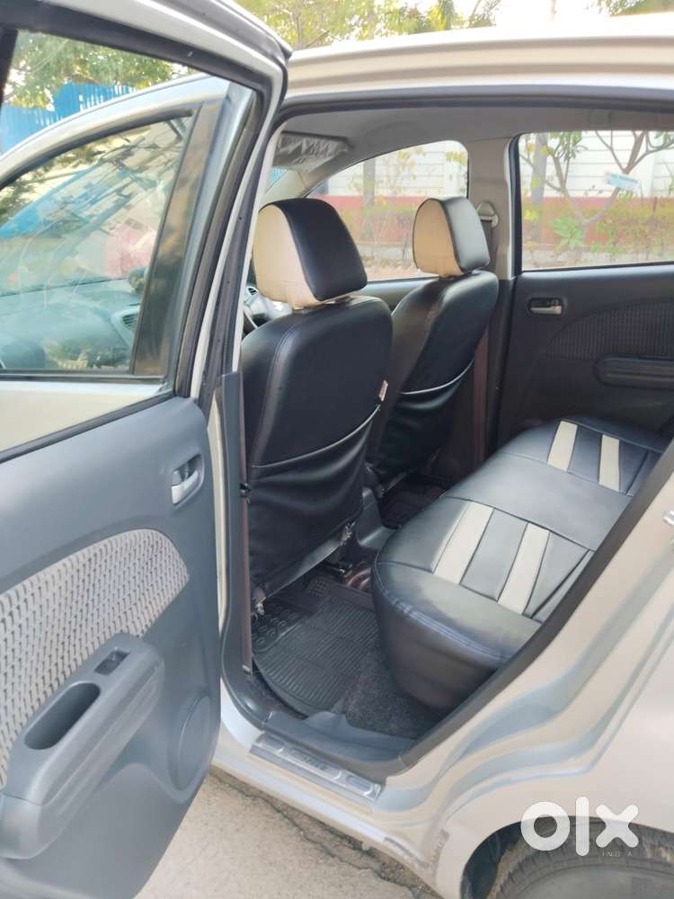 Maruti Suzuki Ritz Genus Vxi, 2013, Petrol