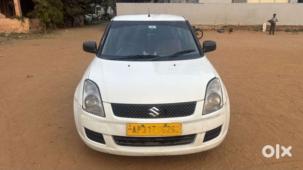 Maruti Suzuki Swift Dzire Tour Ldi, 2015, Diesel