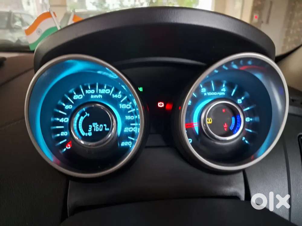 Mahindra Xuv500 2021 Diesel 37600 Km Driven