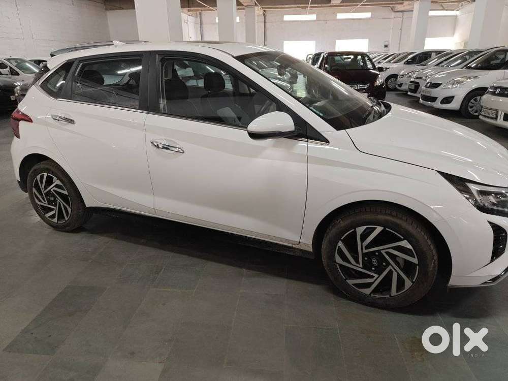 Hyundai New I20 1.2 Asta (o) Mt, 2024, Petrol