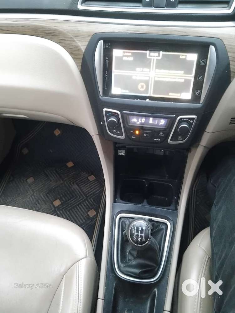 Maruti Suzuki Ciaz Smart Hybrid Alpha , 2018, Petrol