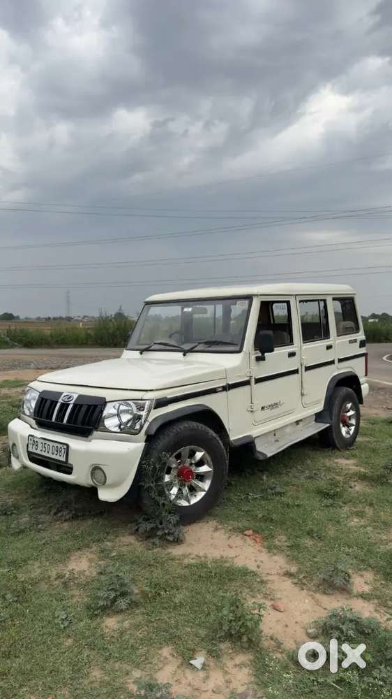 Mahindra Bolero(urgent Sell)2031 Pass Insurance Valid(pb)