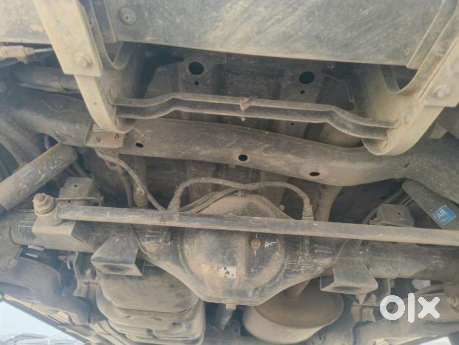 Mahindra Tuv 300 T10, 2018, Diesel