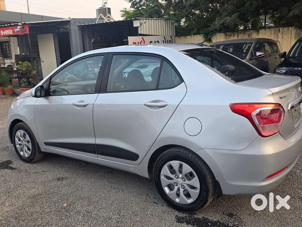 Hyundai Xcent, 2015, Petrol