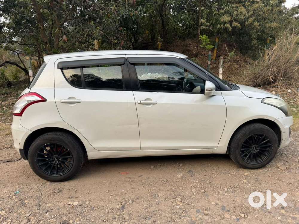 Maruti Suzuki Swift 2015 Diesel Well Maintained