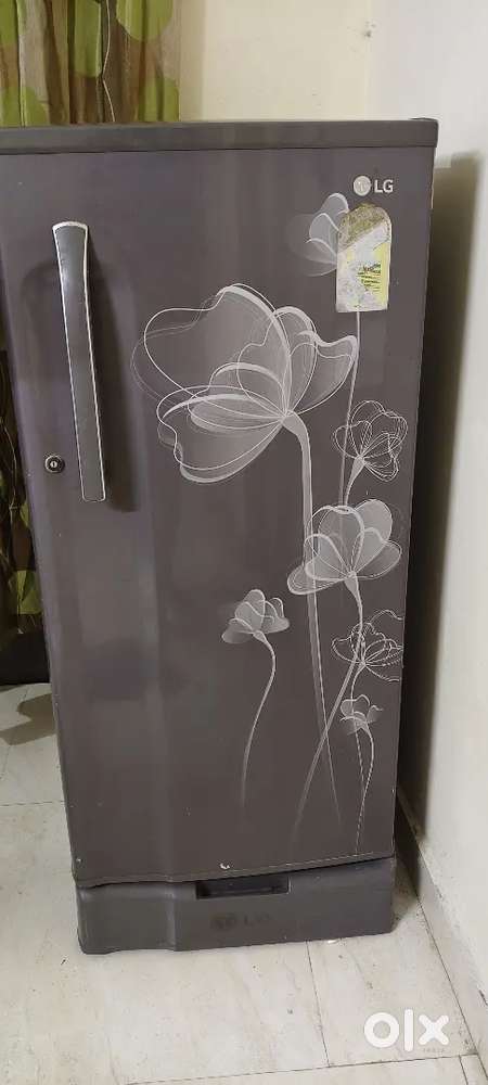 LG FRIDGE Good condition