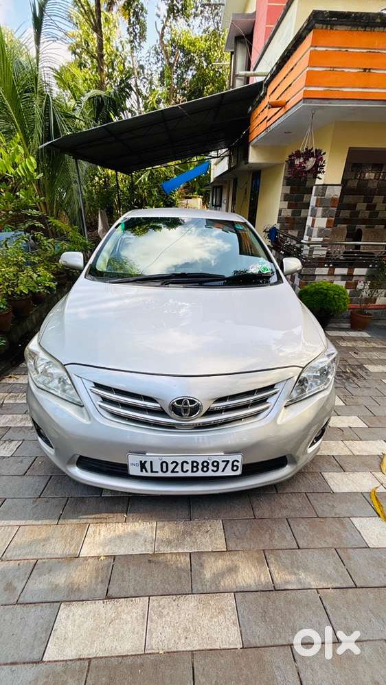 Toyota Corolla Altis 2012