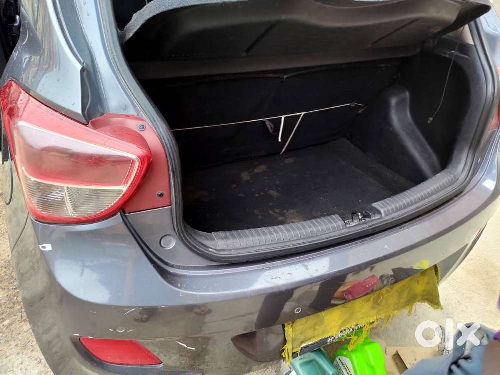 Hyundai Grand I10 Sportz, Dec 2016 Model, New Tyres, Full Insurancee
