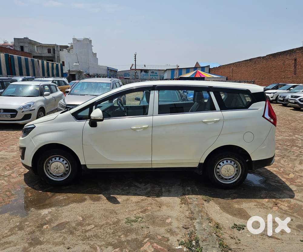 Mahindra Marazzo M2, 2020, Diesel