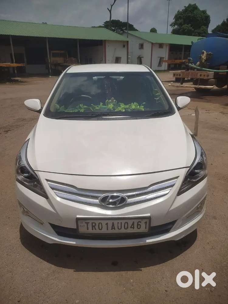 Hyundai Verna 2016 Petrol 12800 Km Driven