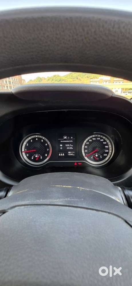 Hyundai Aura, 2025, Petrol
