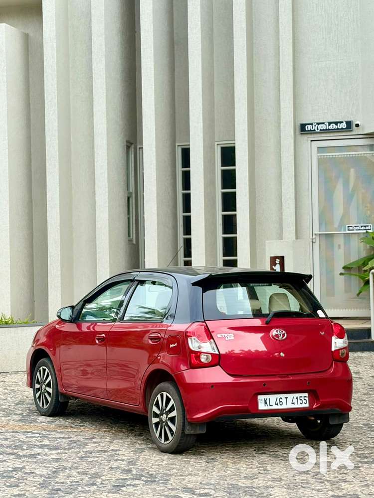 Toyota Etios Liva 1.2 V Dual Tone, 2018, Petrol