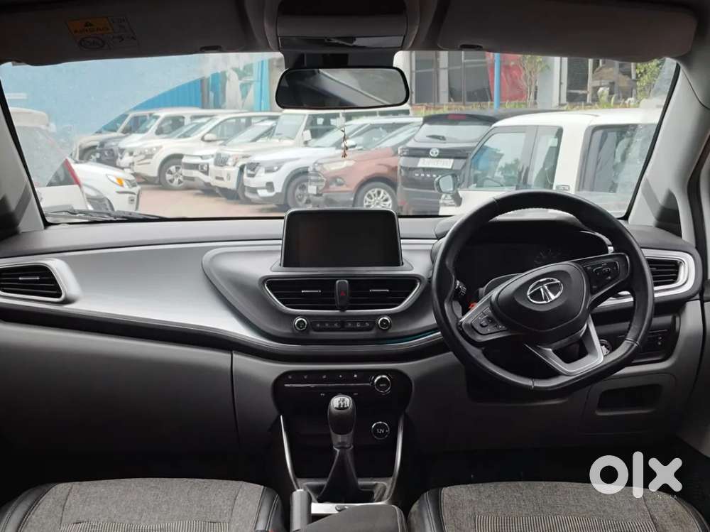 Tata Altroz Xz, 2020, Petrol