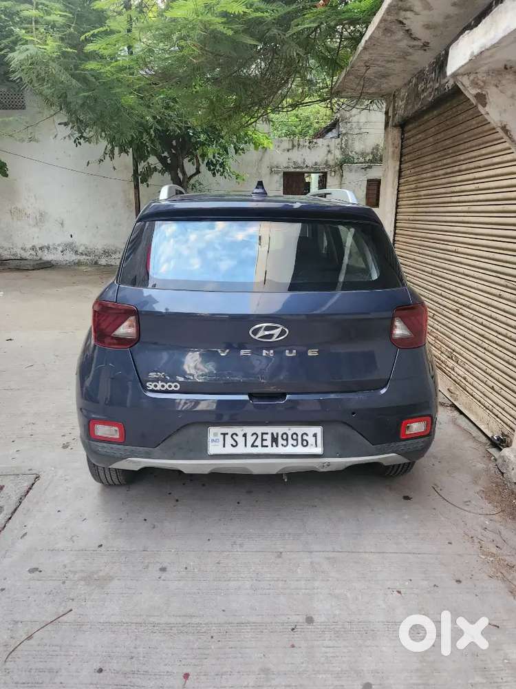 Hyundai Venue 2019 Diesel Well Maintained
