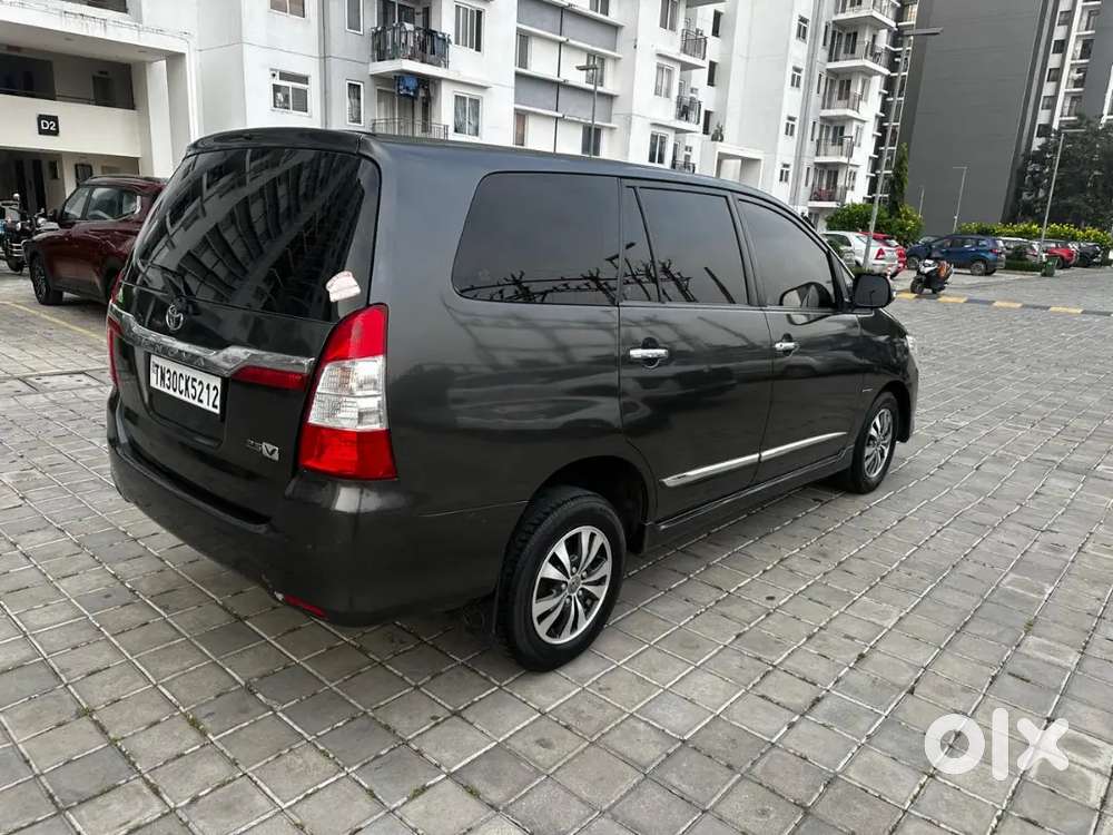 Toyota Innova Diesel 2015