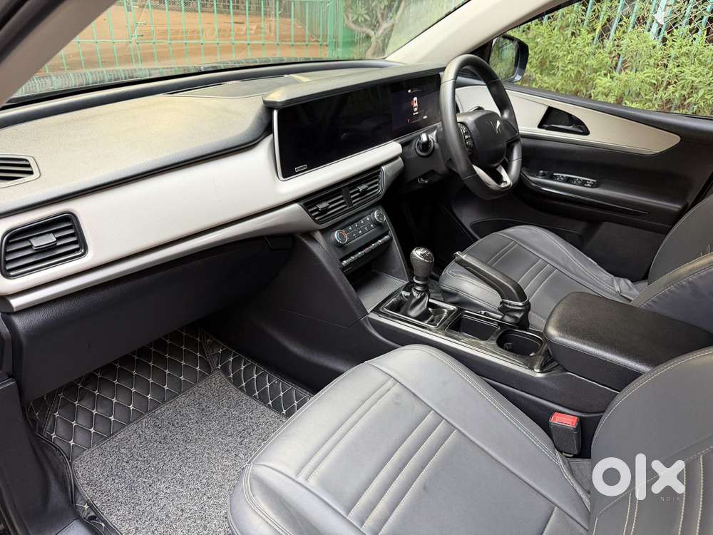 Mahindra Xuv700 2.2 Ax 5 Diesel Mt 7 Str, 2023, Diesel