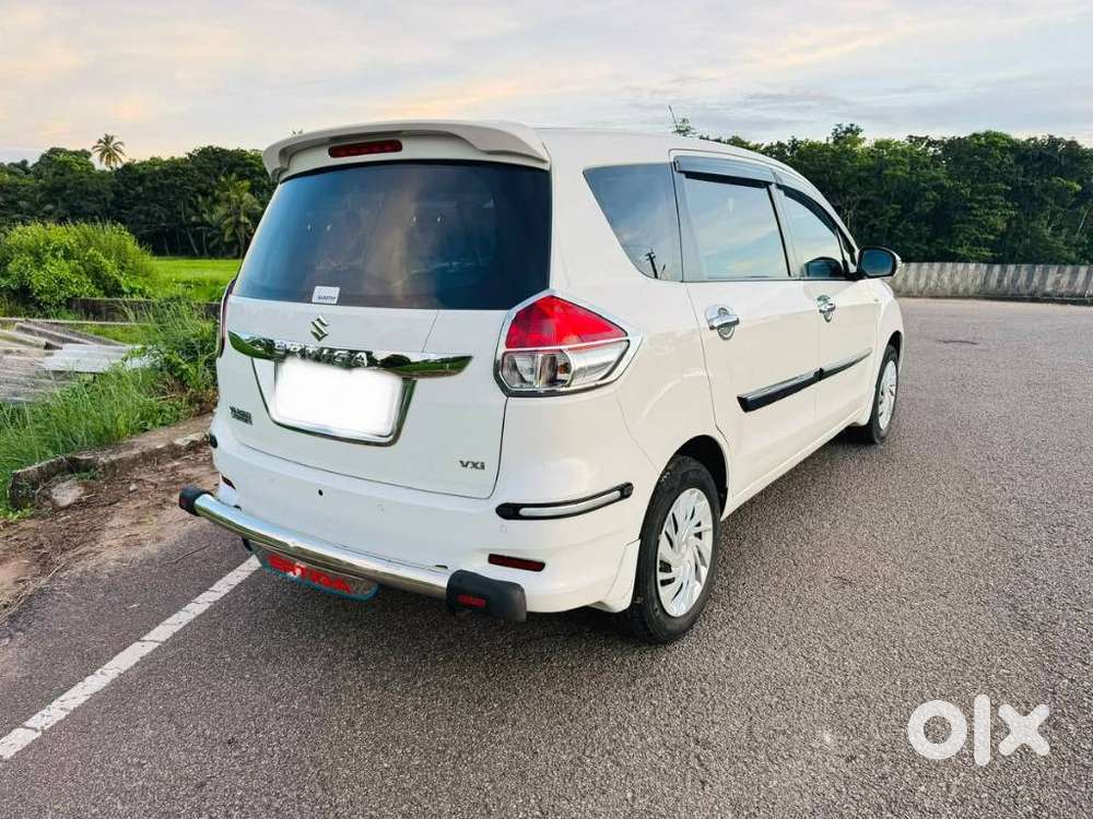 Maruti Suzuki Ertiga Vxi Abs Bs Iv, 2016, Petrol
