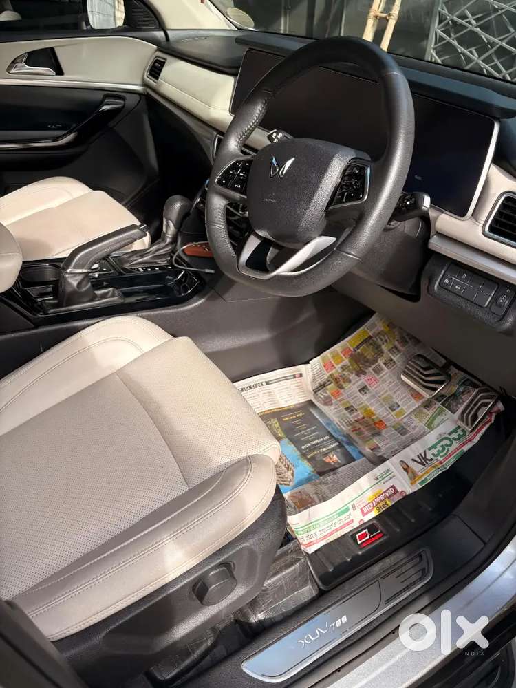 Mahindra Xuv700 2023 Diesel 27000 Km Driven