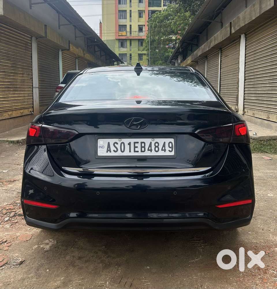 Hyundai Verna 1.5 Sx (o) Vtvt, 2019, Petrol