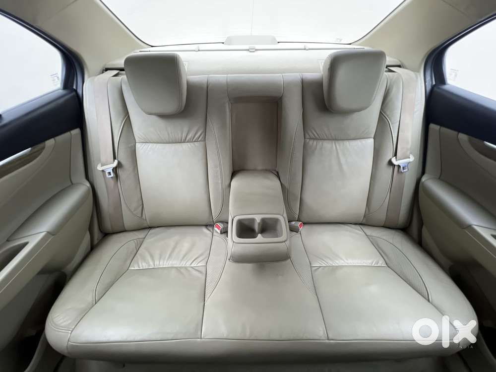 Maruti Suzuki Ciaz 1.5 Alpha Shvs Amt, 2018, Petrol