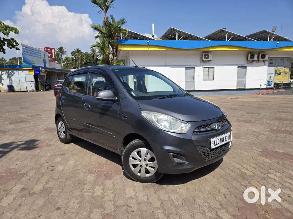 Hyundai I10 2011 Petrol Automatic Well Maintained, New Paper