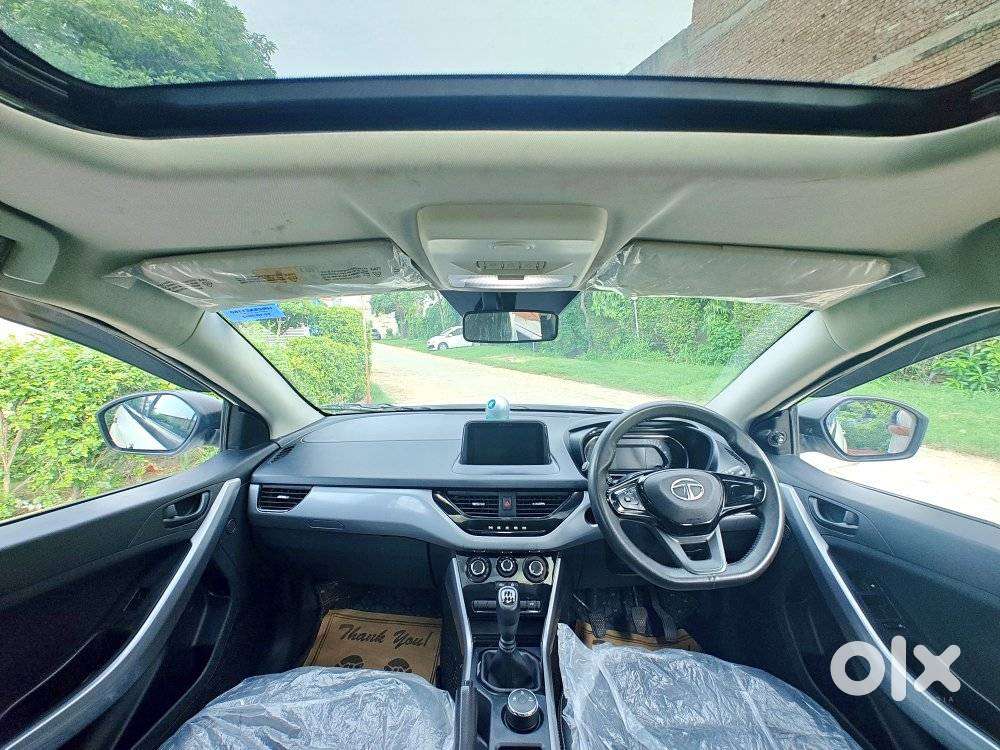 Tata Nexon 1.2 Revotron Xm Plus (s), 2022, Petrol