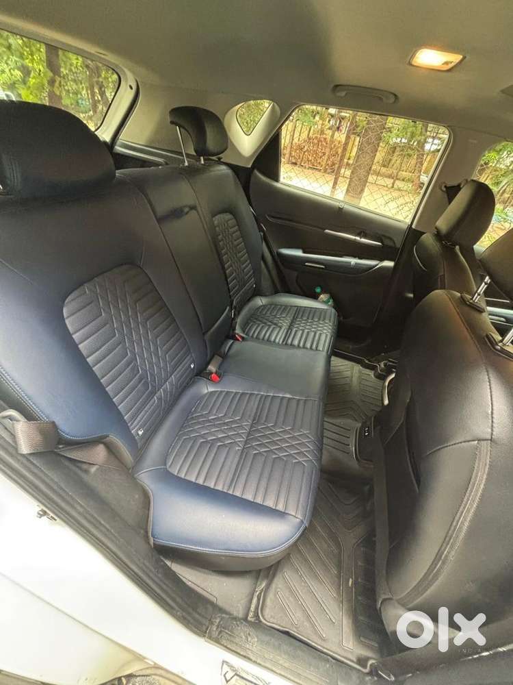Kia Sonet Petrol Automatic 2025