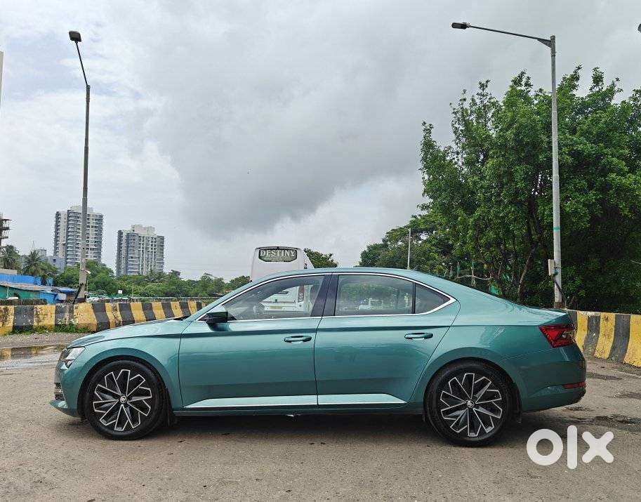 Skoda Superb 2.0 L&k Tsi At, 2024, Petrol
