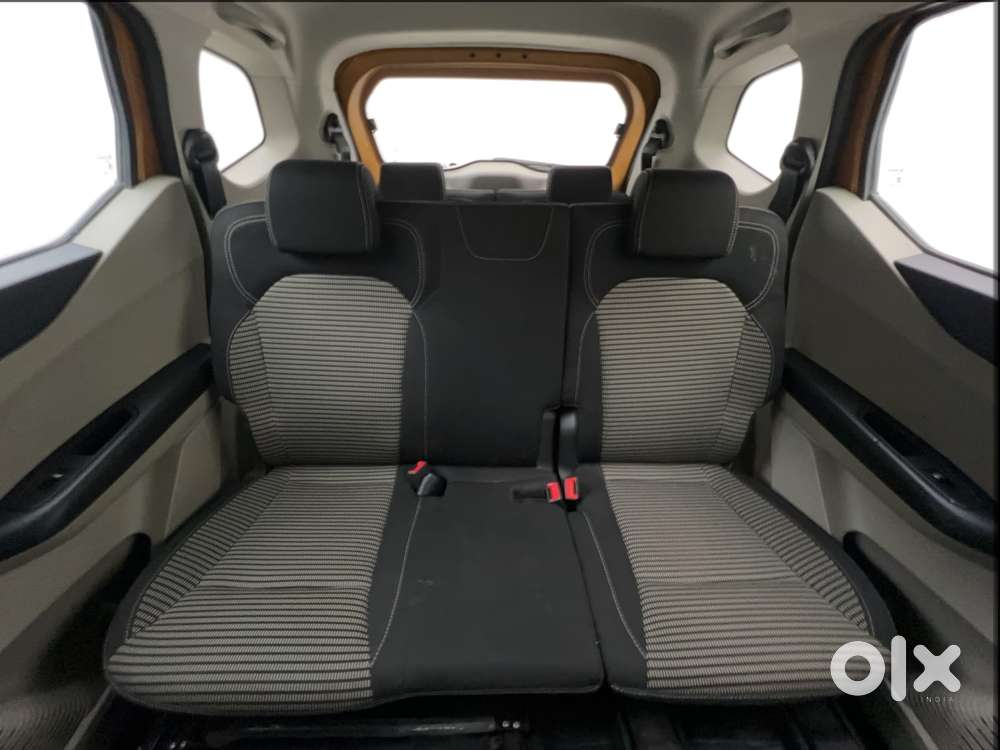 Renault Triber Rxz Easy-r Amt, 2023, Petrol