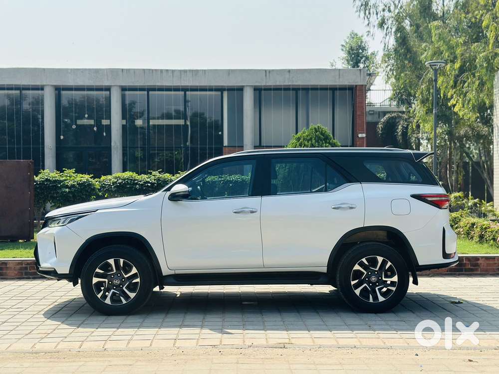Toyota Fortuner Legender 4x2 At 2.8, 2023, Diesel