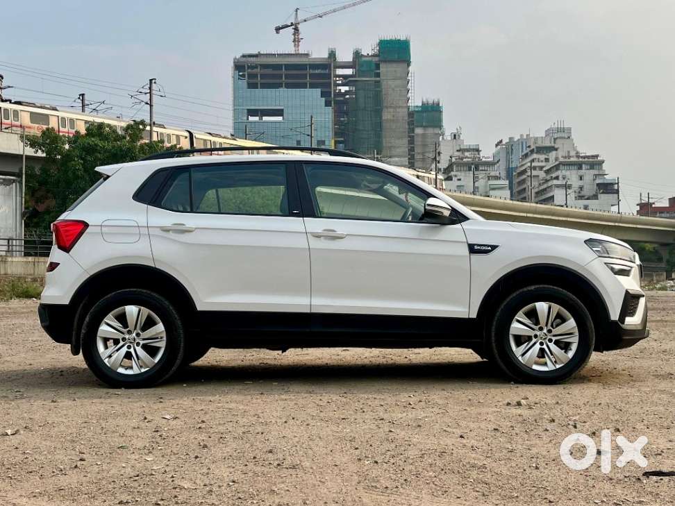 Skoda Kushaq 1.0 Tsi Active, 2023, Petrol