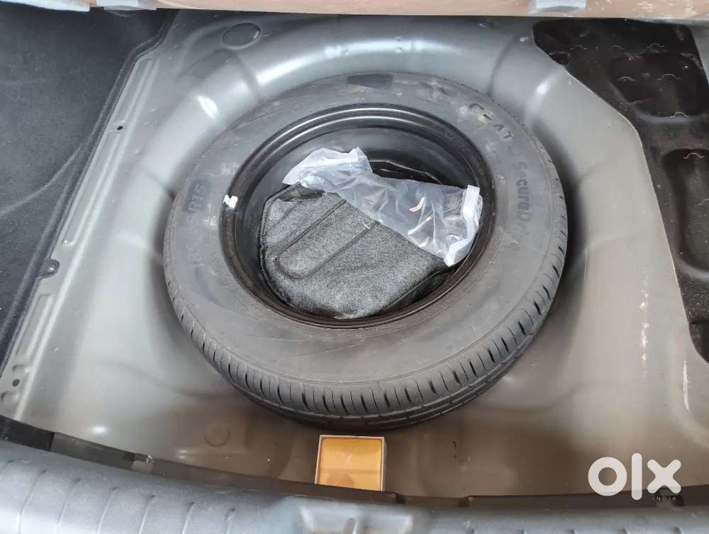 Hyundai Verna 2023 Petrol 53490 Km Driven, New Condieaction