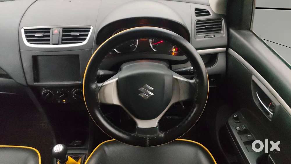 Maruti Suzuki Swift Vxi, 2015, Petrol